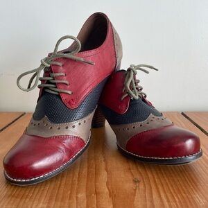 L’Artiste Spring Step ‘Bardot’ Leather Oxford Pumps Stacked Heal Size 9 / EU 40